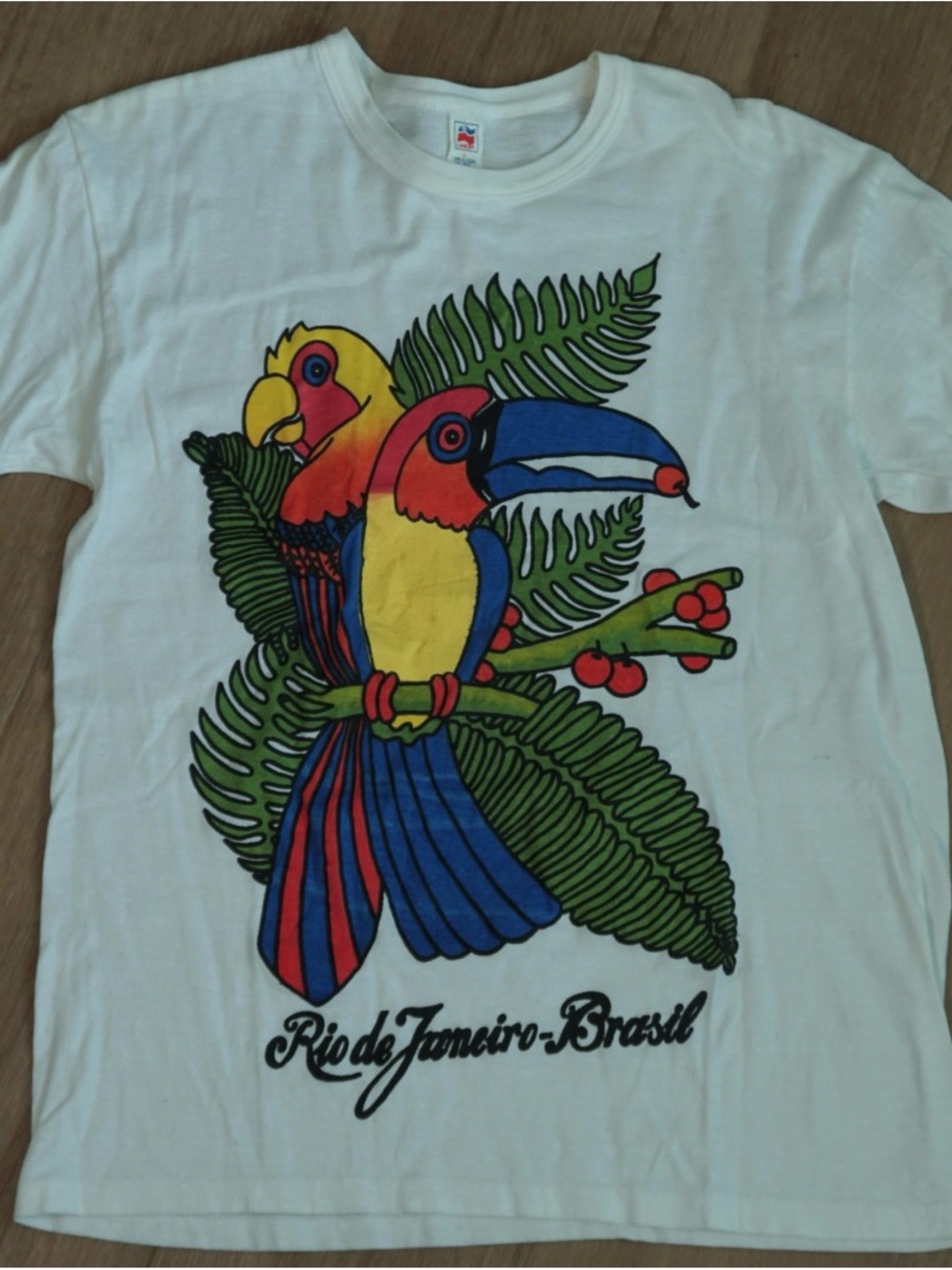 White Rio de Janeiro Brasil Parrot Graphic T-Shirt